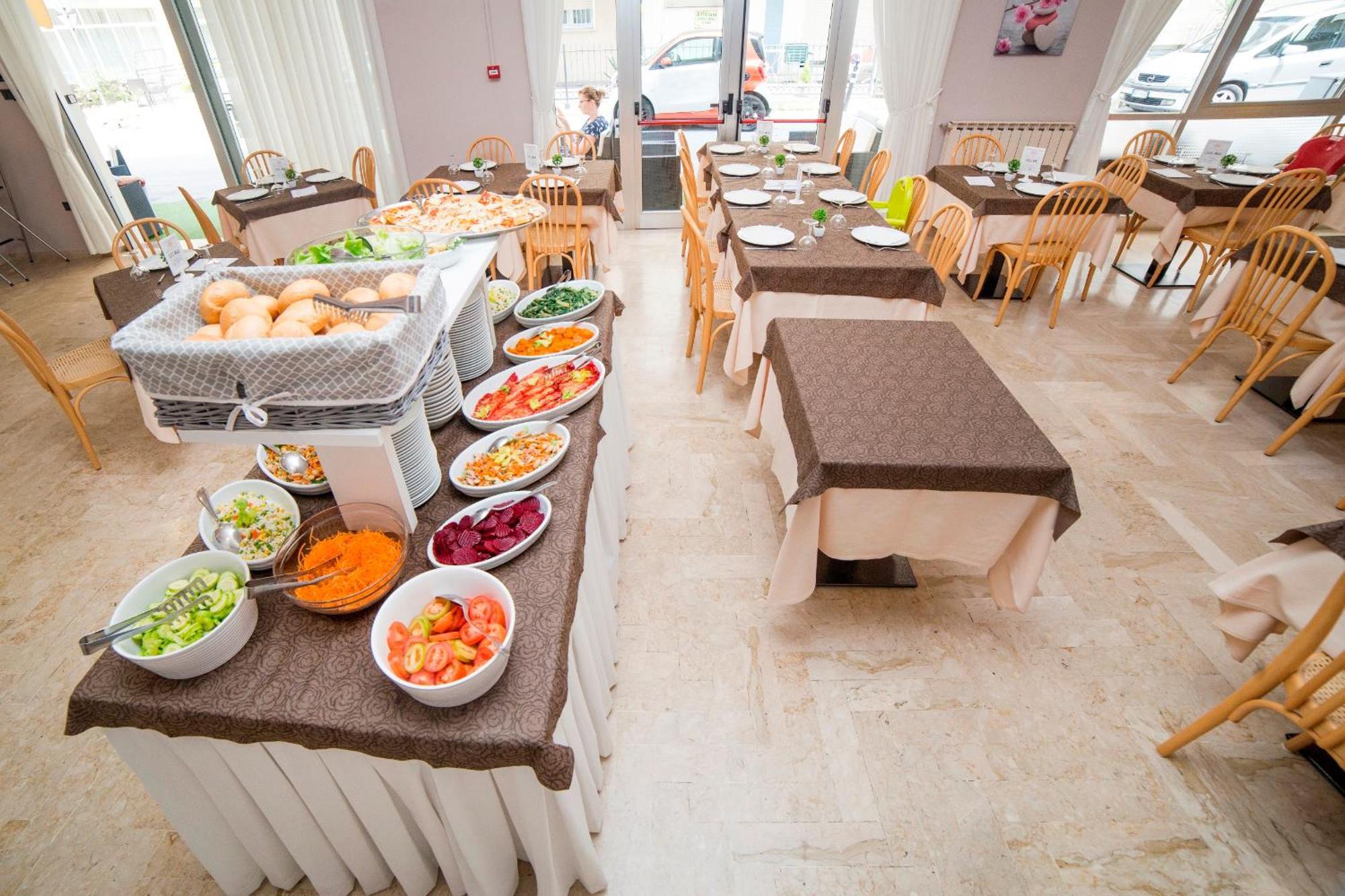 קאטוליקה Hotel Nuovo Fiore מראה חיצוני תמונה