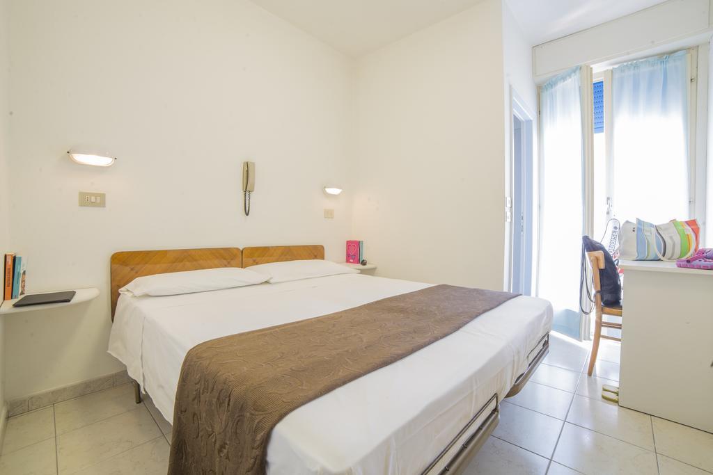 קאטוליקה Hotel Nuovo Fiore מראה חיצוני תמונה